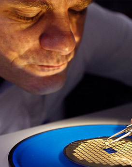 杰登·奥斯卡里昂-广州万宝龙售后服务中心